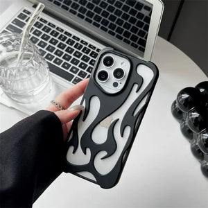 Funda 3D con Diseño de Llamas – Estilo Hollow Antigolpes para iPhone
