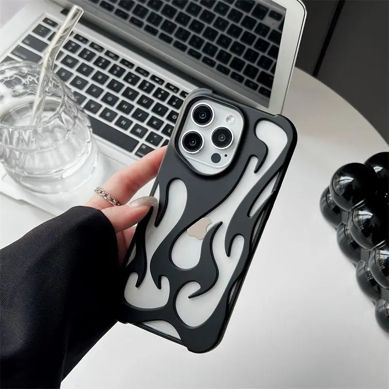 Funda 3D con Diseño de Llamas – Estilo Hollow Antigolpes para iPhone