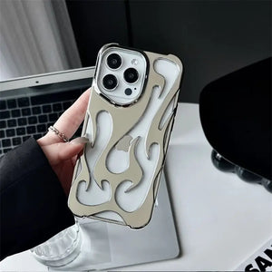 Funda 3D con Diseño de Llamas – Estilo Hollow Antigolpes para iPhone