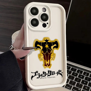 Funda Anime Black Clover para iPhone – Diseño Escalera de Ojos